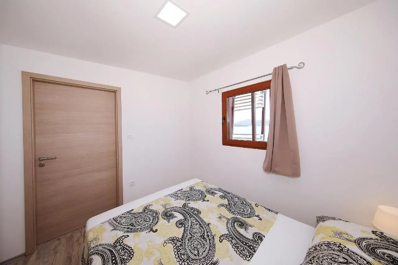 Mobile Home Plumeria 3 Biograd Na Moru Holiday home